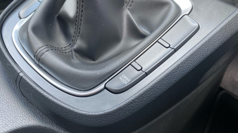 Hyundai Kona 1.0 TGDi 48V MHEV SE Connect 5dr Petrol Hatchback